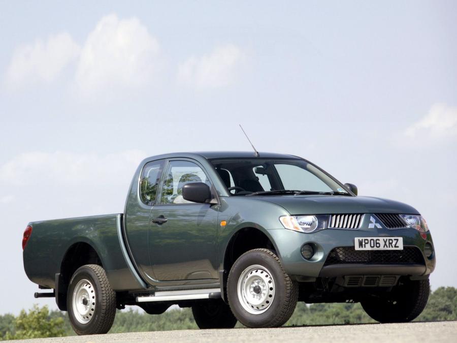  Mitsubishi L200 4Life Club Cab 2006 года  (UK) (фото 9 из 9)